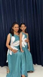 Teal Bloom Floral Appliqué Mom & Daughter Matching Maxi Set - Image 3